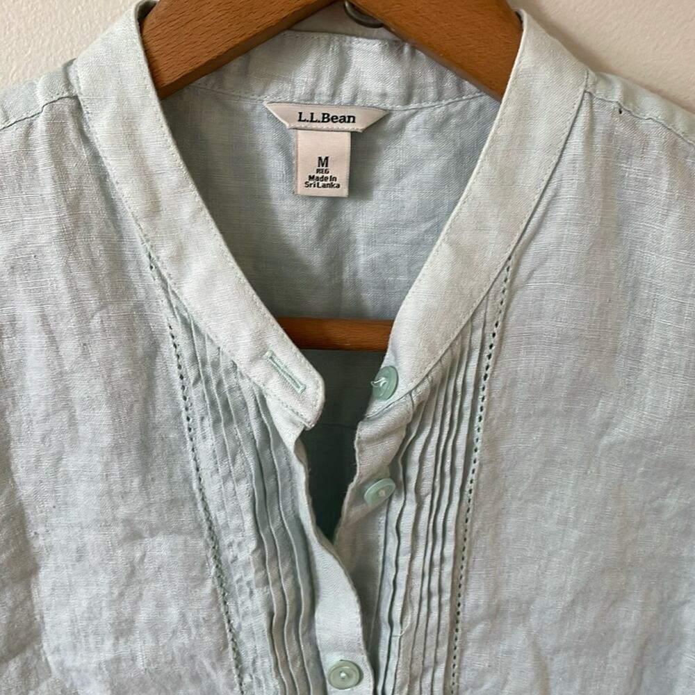 L.L BEAN Light Green Celadon 100% Linen Long Sleeve Button Down Size M - Picture 2 of 4